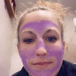 Meet your Posher, Brittney